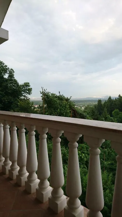 Daire Apartma Dolomiti Ljubljana Slovenya